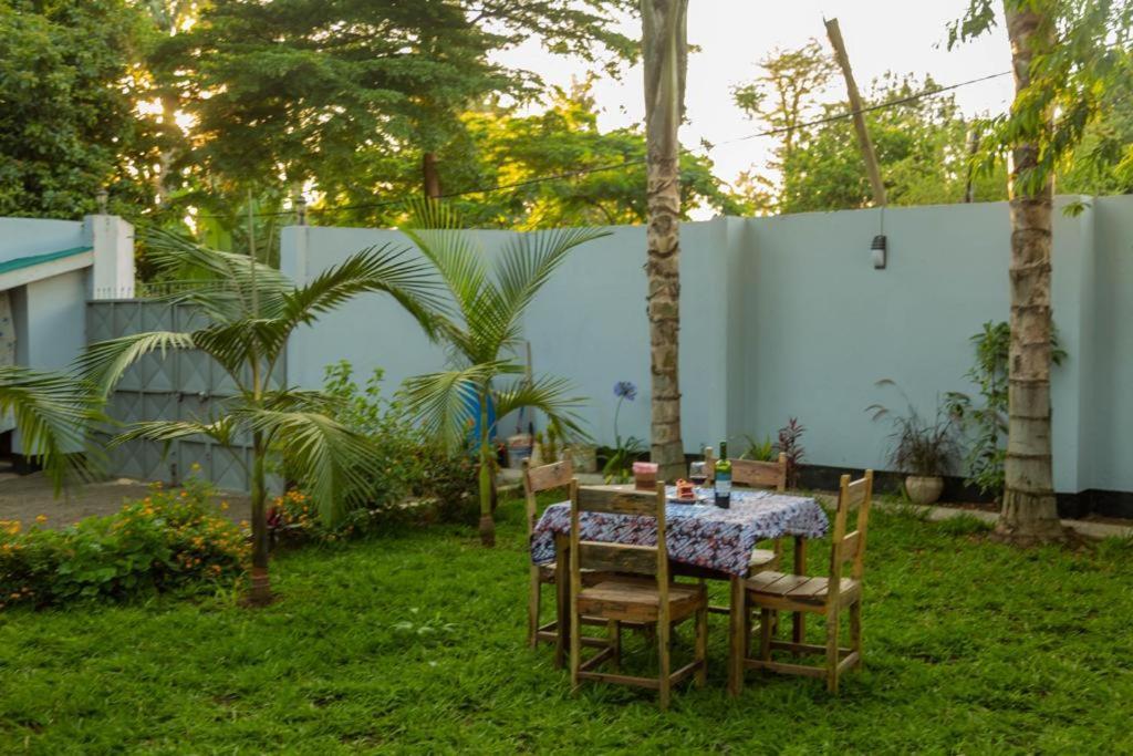 Blue Elephant Villas Arusha Exterior photo